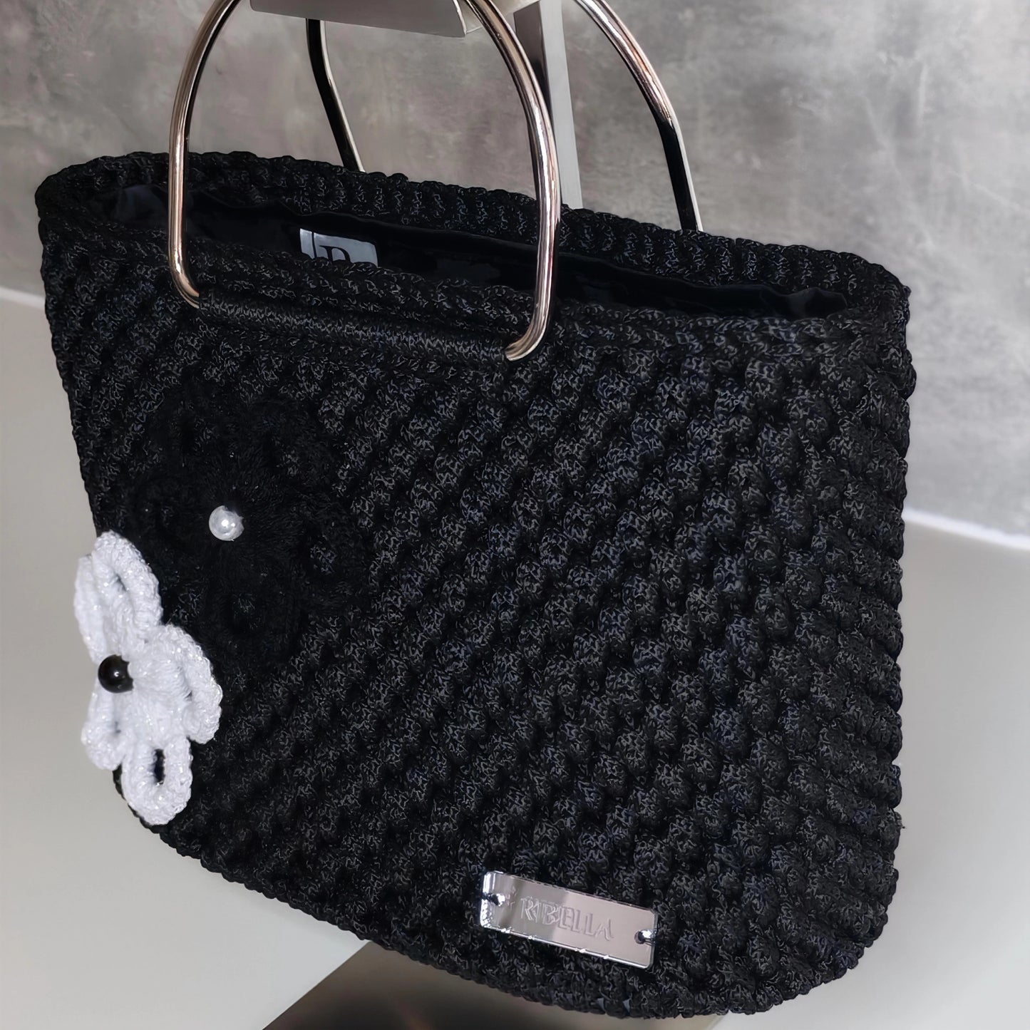 „Harmónia” kézitáska - fekete-fehér